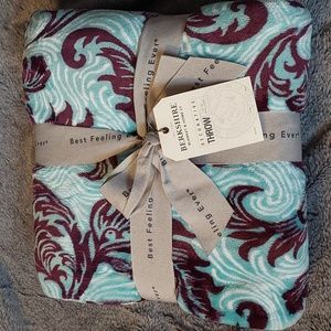 New! Berkshire Blanket 50 x 60